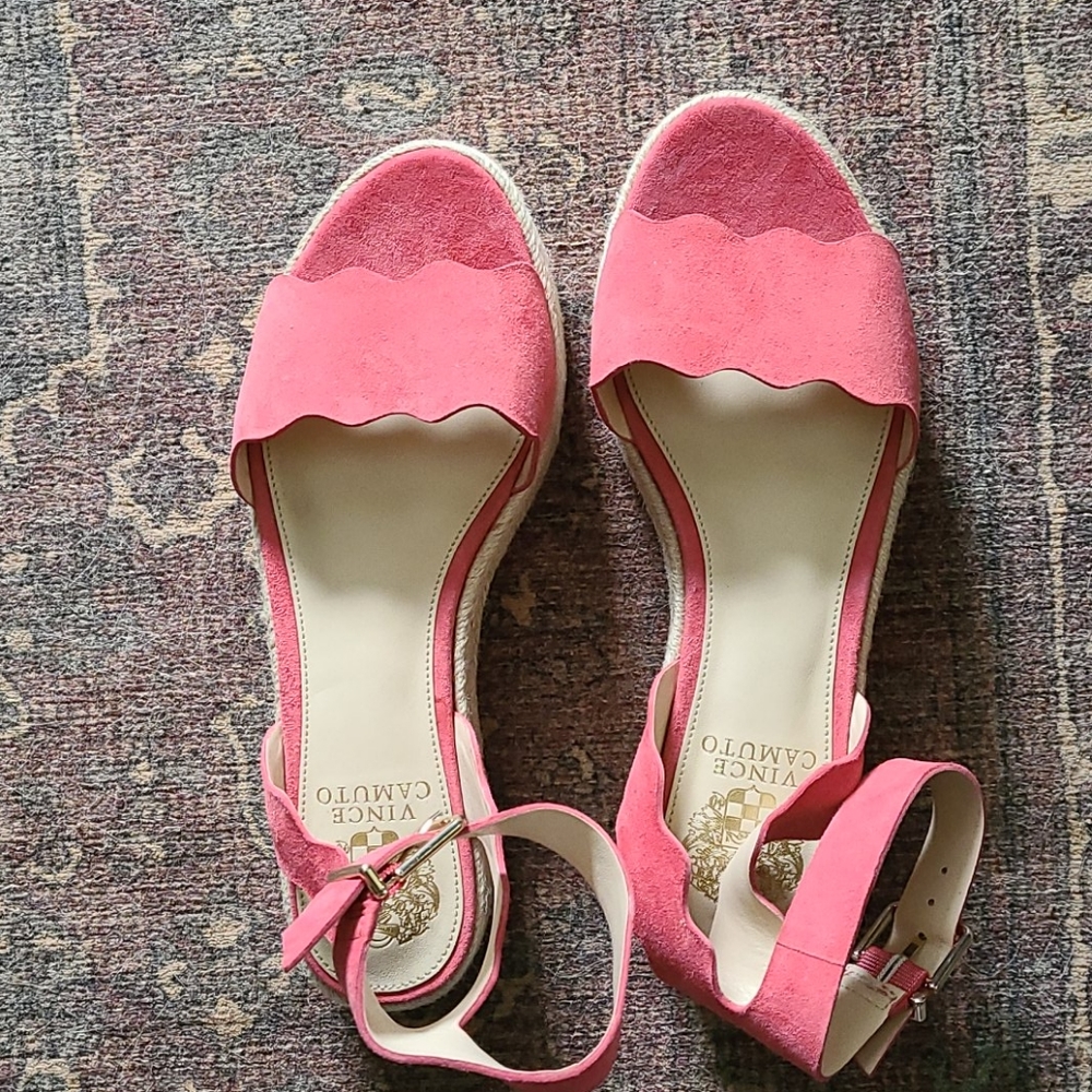 Vince Camuto espadrilles